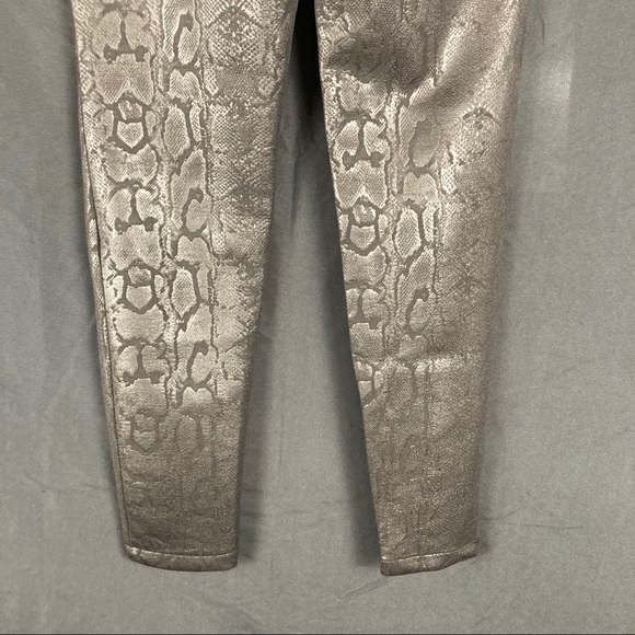 Zara basic women’s snake printed stretch leggings - Picture 7 of 8